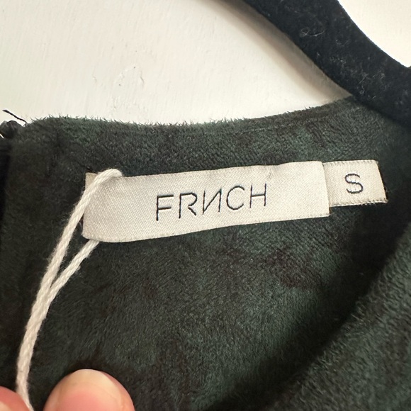 Lucy Paris FRNCH Sueded Polyester Short Sleeve Top - Picture 2 of 4